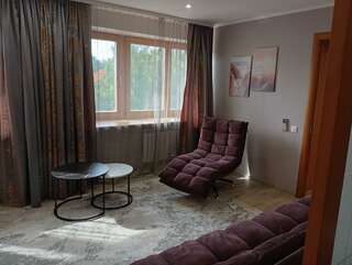 Гостиница Новокузнецкая Новокузнецк 2-местный 3-комнатный номер люкс-14