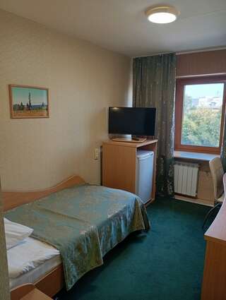 Гостиница Новокузнецкая Новокузнецк 1-местный 1-комнатный номер стандарт с 1 односпальной кроватью-1