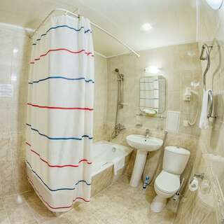 Гостиница Новокузнецкая Новокузнецк Делюкс-2