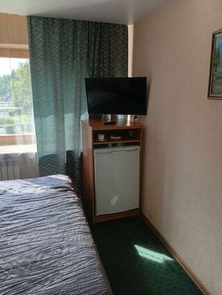 Гостиница Новокузнецкая Новокузнецк 1-местный 1-комнатный номер стандарт комфорт-8