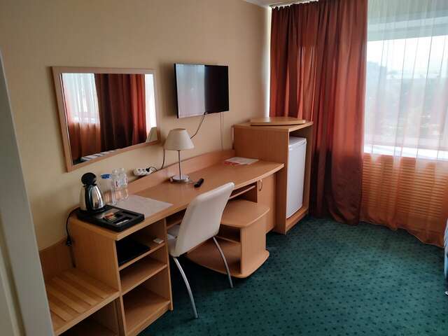 Гостиница Новокузнецкая Новокузнецк-240