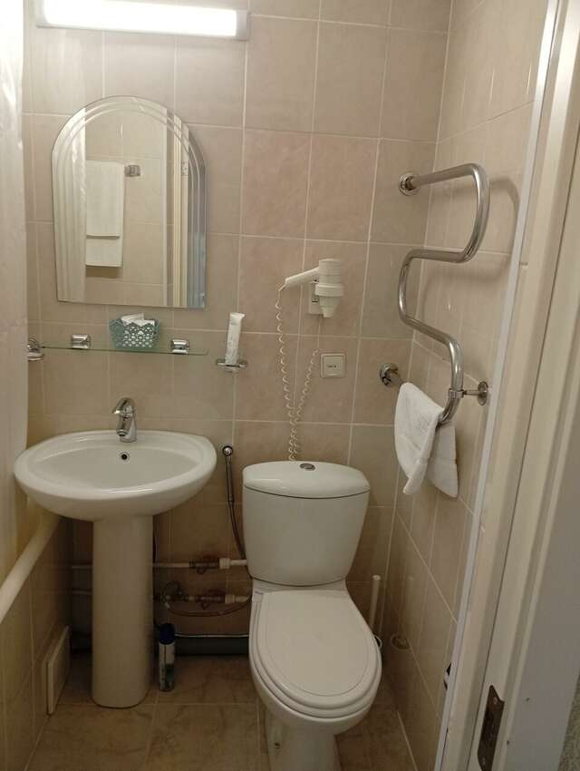 Гостиница Новокузнецкая Новокузнецк-190