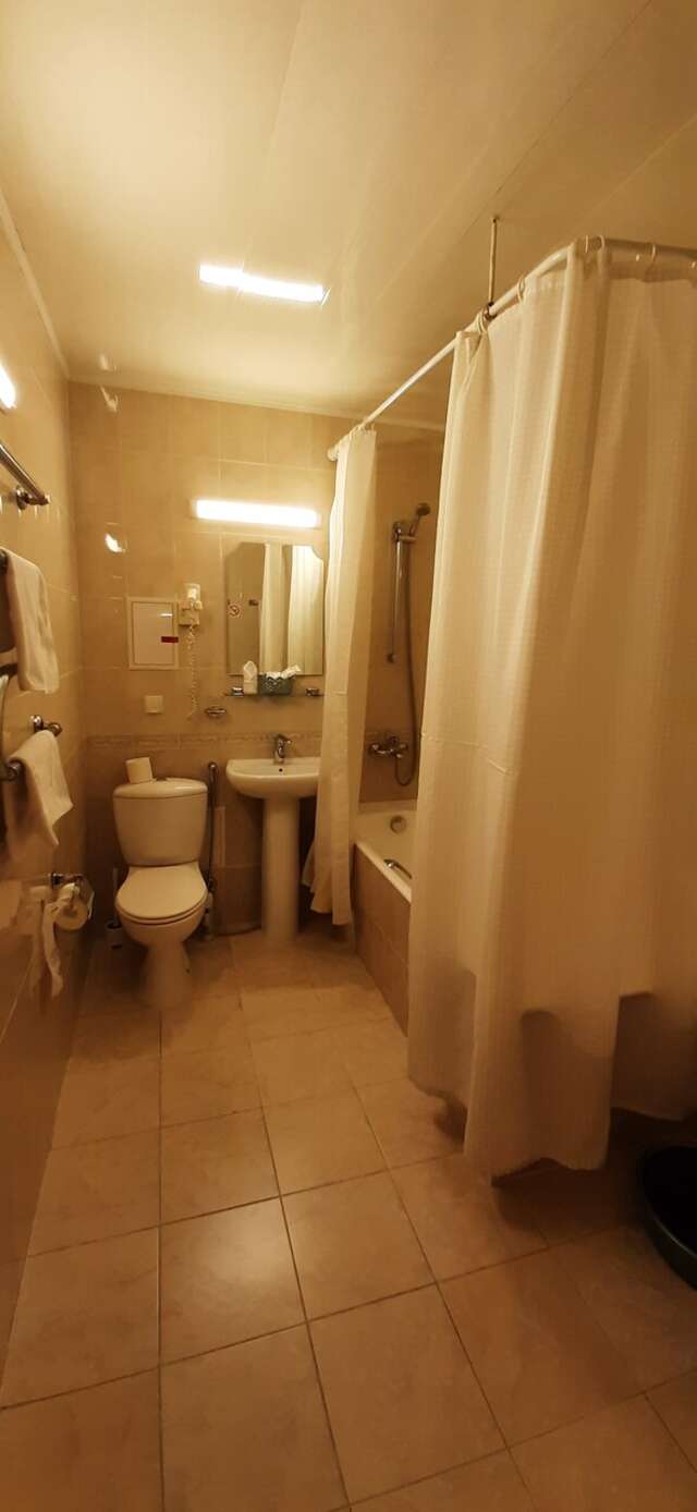 Гостиница Новокузнецкая Новокузнецк-239