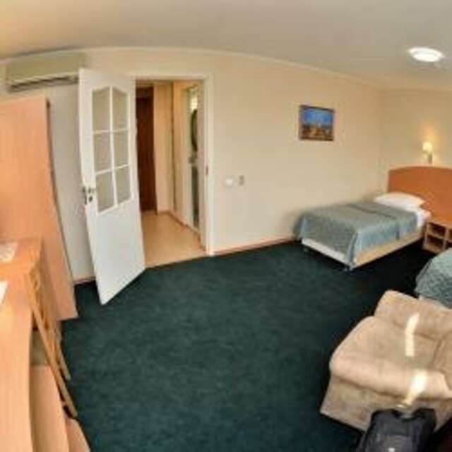 Гостиница Новокузнецкая Новокузнецк-153